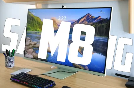 بررسی مانیتور سامسونگ M8: نمایشگری هوشمند با کیفیت 4K و تلویزیون داخلی [تماشا کنید]